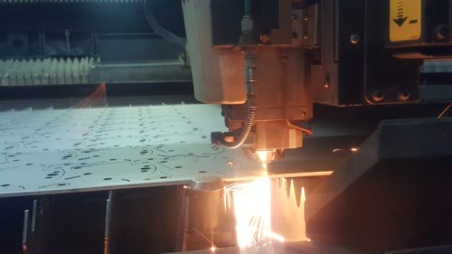 Laser cutting metal machine